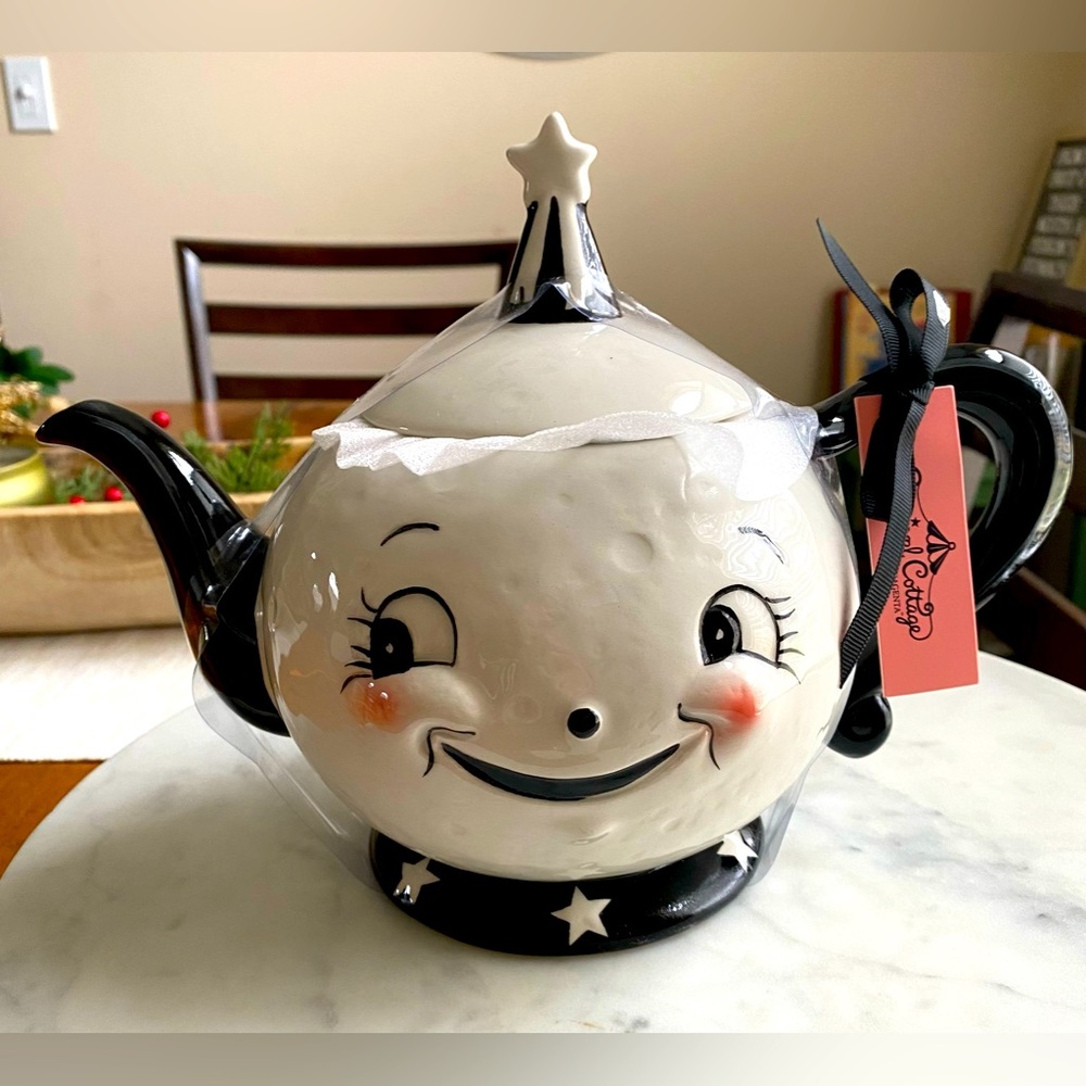 Johanna Parker Laughing Luna Black and White Teapot